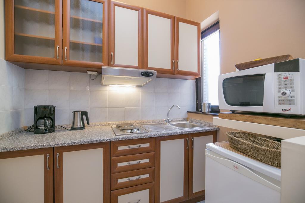 Gino Apartment *